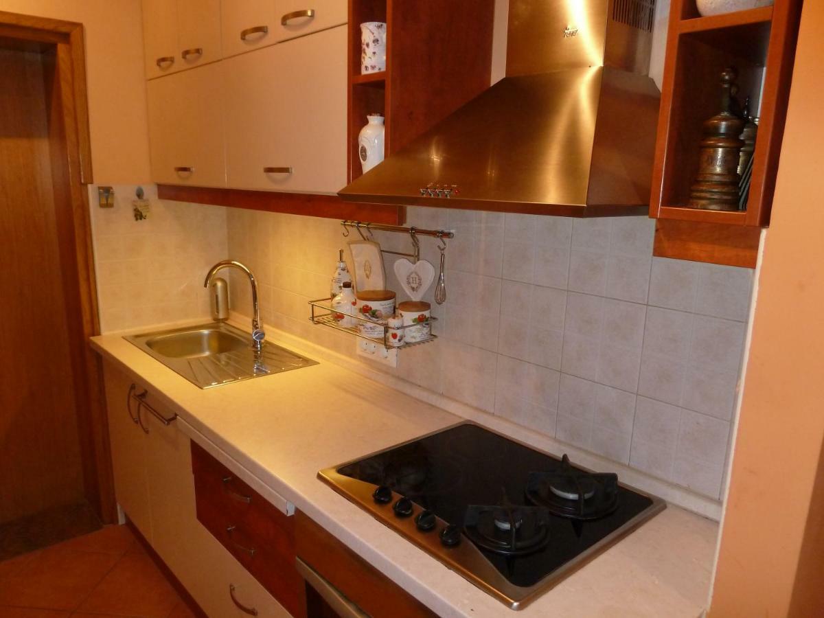 Nice Apartment & Room In Cavtat Kültér fotó